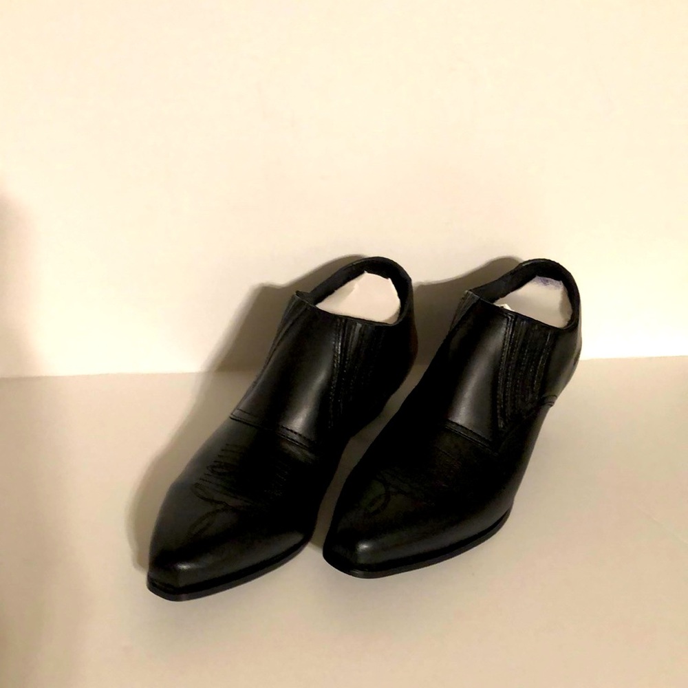 Women’s “NIB” Durango Head West, Shoe Boot, Size 6M, Color Black